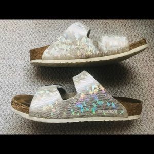 Kids holographic Birkenstock’s